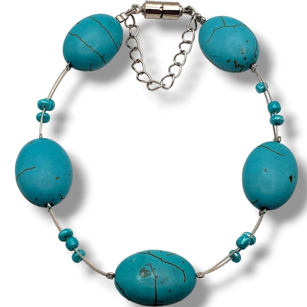 Vintage Turquoise Color Dyed Semi Precious Howlite Wire Magnetic Bracelet